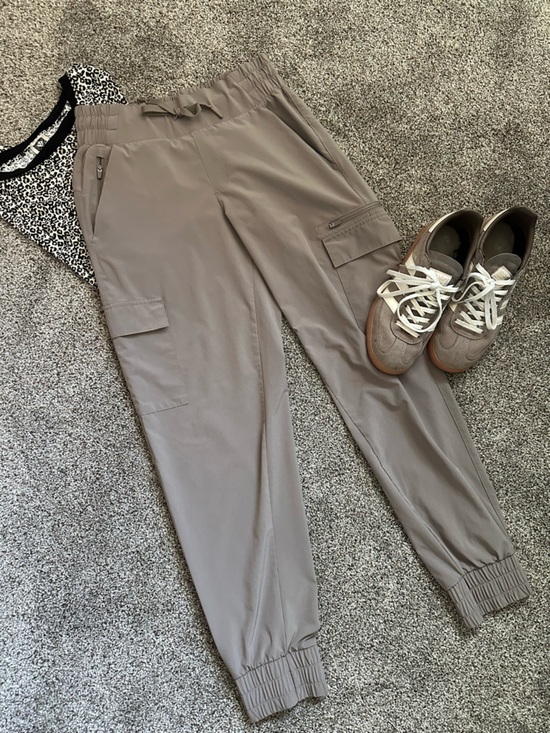 Target Pants - Taupe Cargo Jogger Pants| Athleisure Utility Joggers Elastic Waist Zip Pocket XS